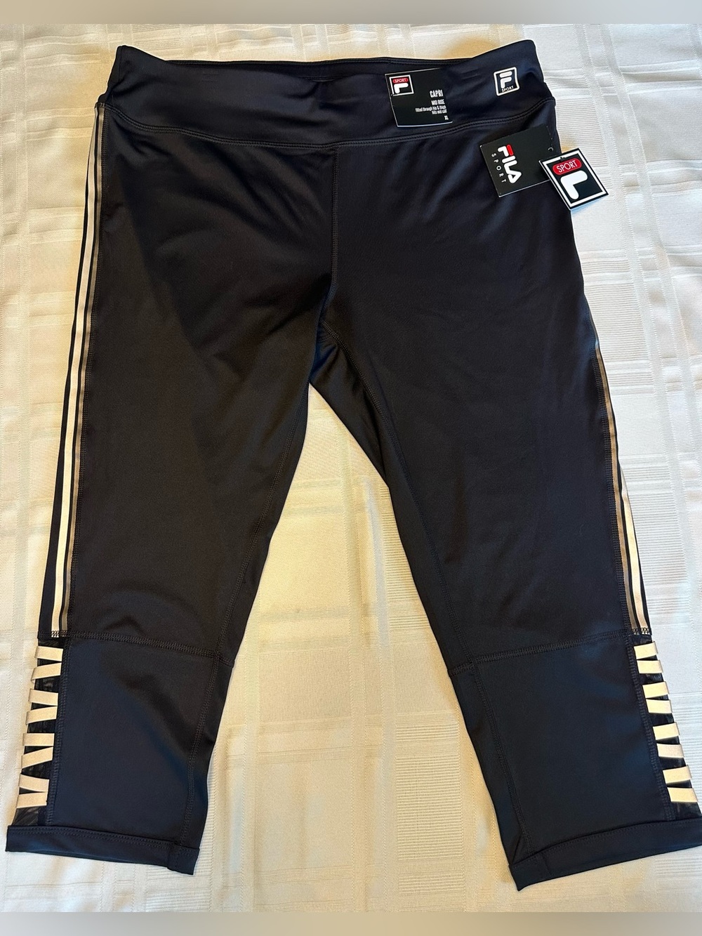 Fila Sport Black Mid Rise Capri Pants Women's Size XL  NWT New